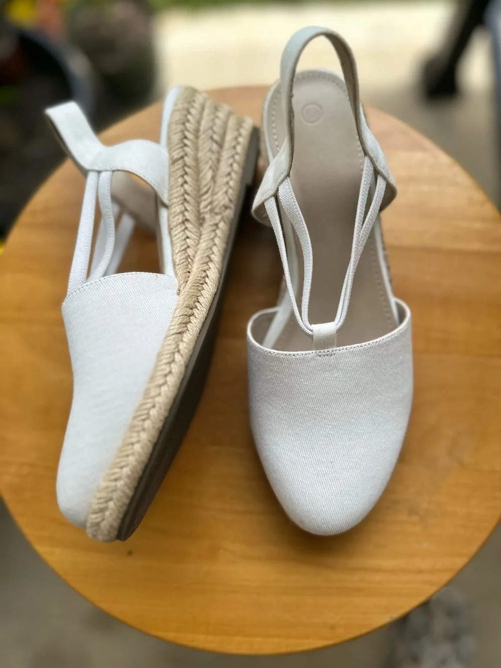 Women's Cream small wedges